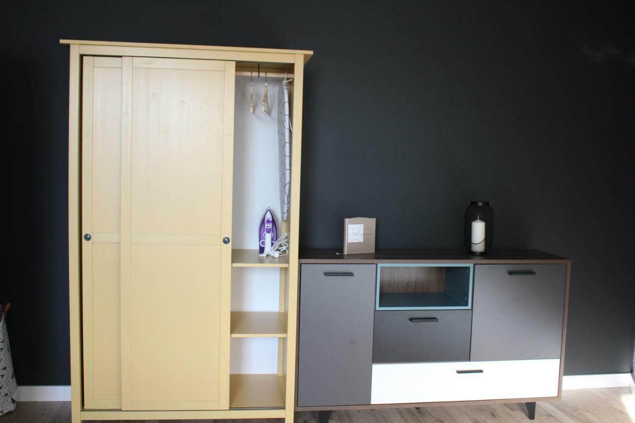 Simple & Elegant Apartment Лиепая Экстерьер фото