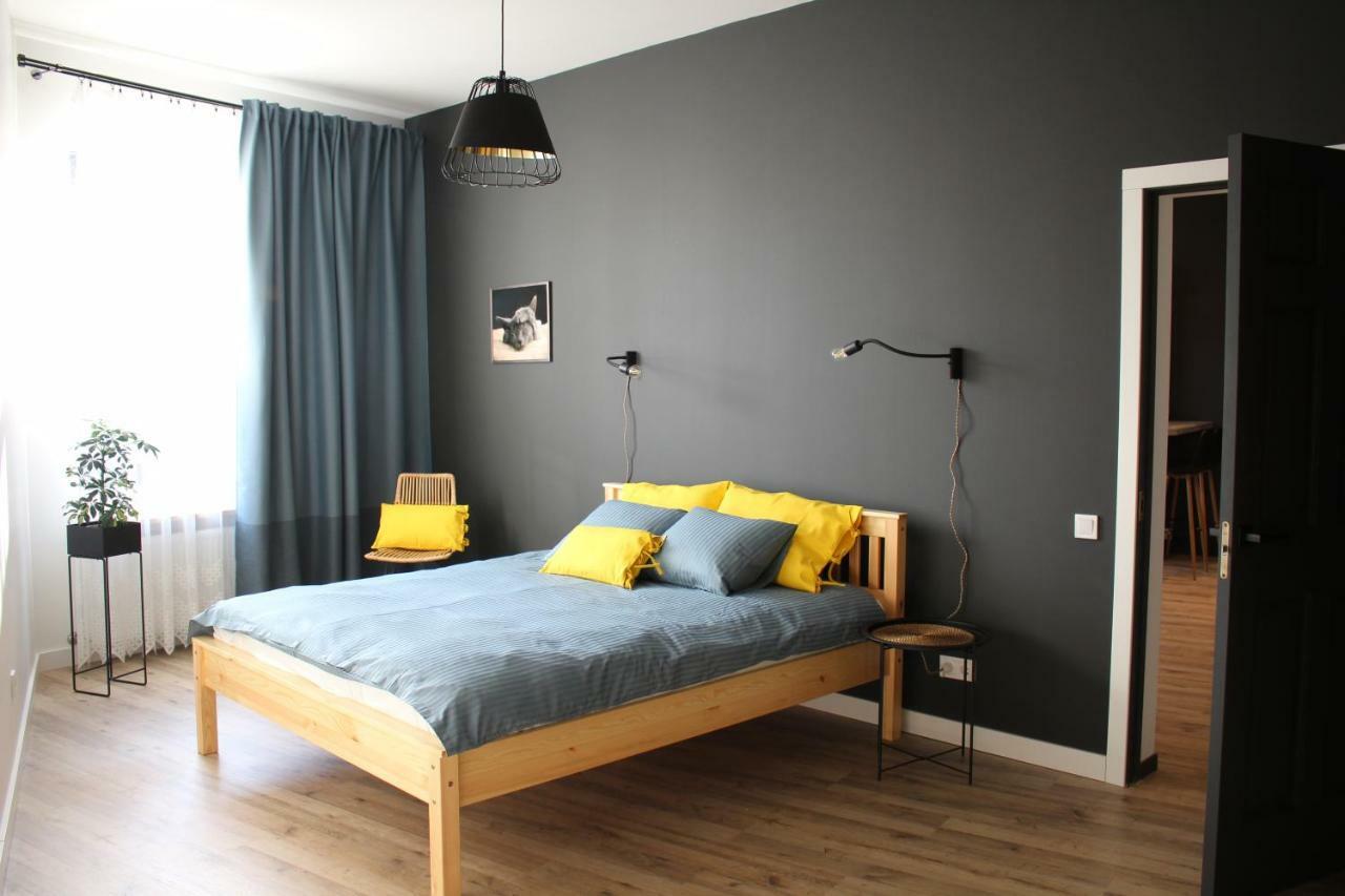 Simple & Elegant Apartment Лиепая Экстерьер фото