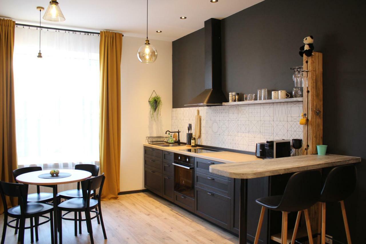 Simple & Elegant Apartment Лиепая Экстерьер фото