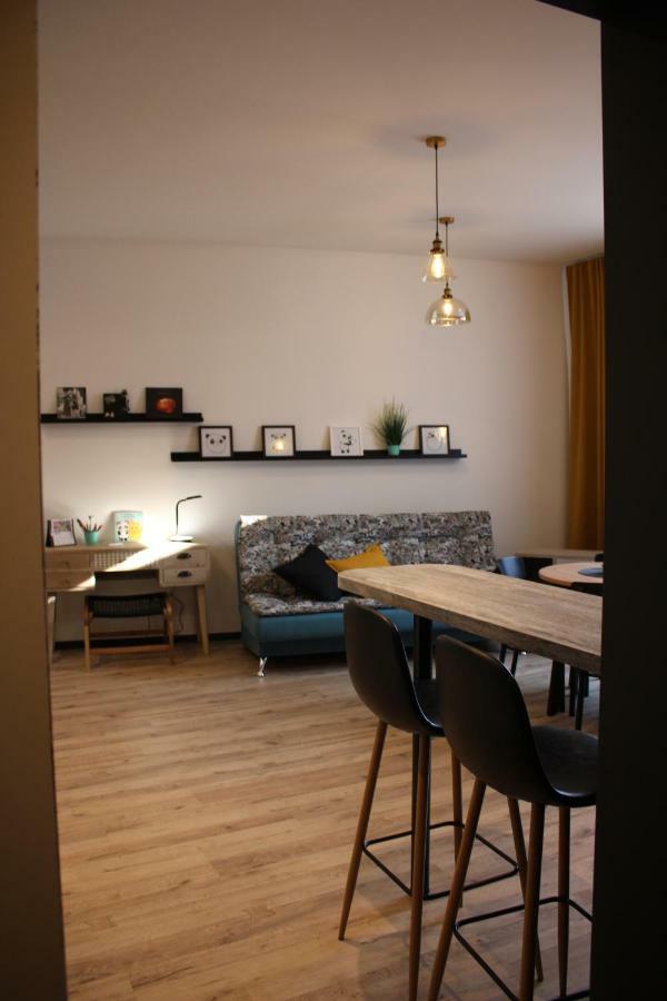 Simple & Elegant Apartment Лиепая Экстерьер фото